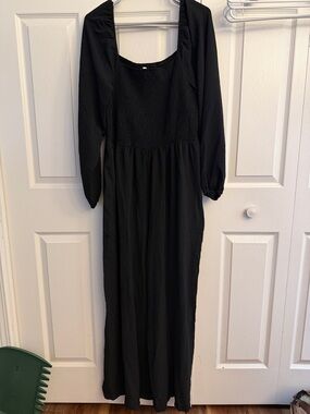 Smocked Square-Neck Black Romper with Long Sleeves